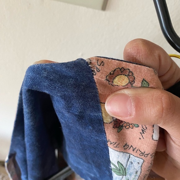 Floral Patterned Vest - Picture 7 of 7